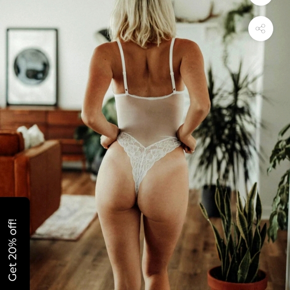 Arianne Lingerie - Picture 6 of 7